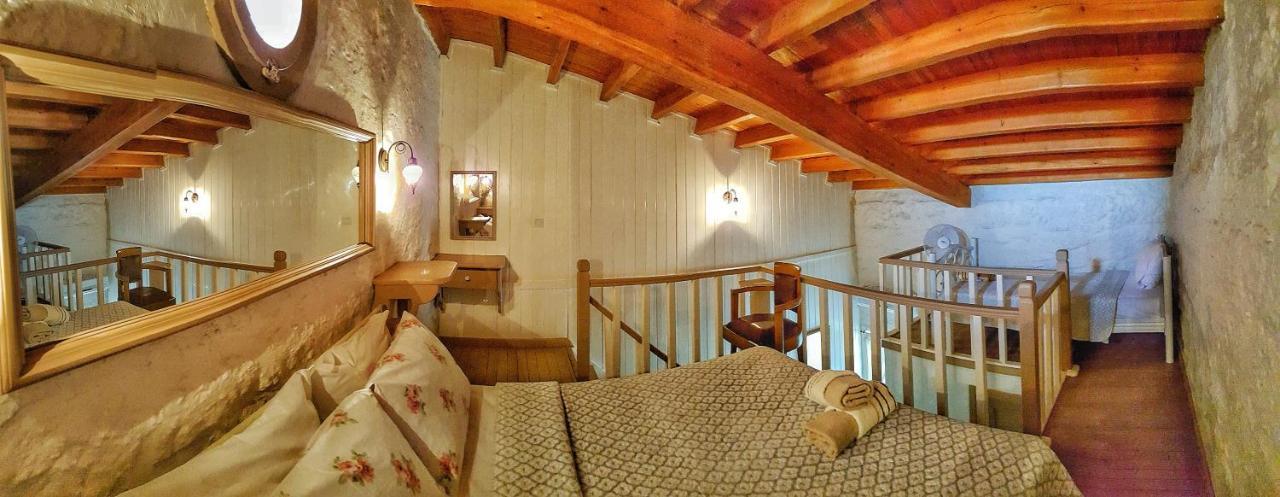 Lilyum Alacati - Tas Ev Екстериор снимка